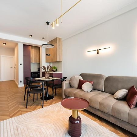Remarkable City Centre Apartment Varşova Dış mekan fotoğraf